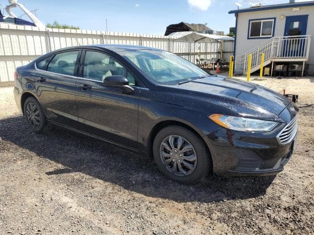 2019 FORD FUSION 4