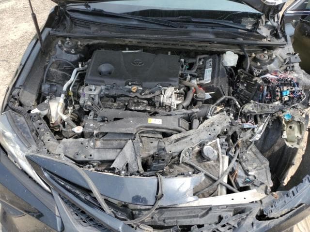 2018 TOYOTA CAMRY L L 11