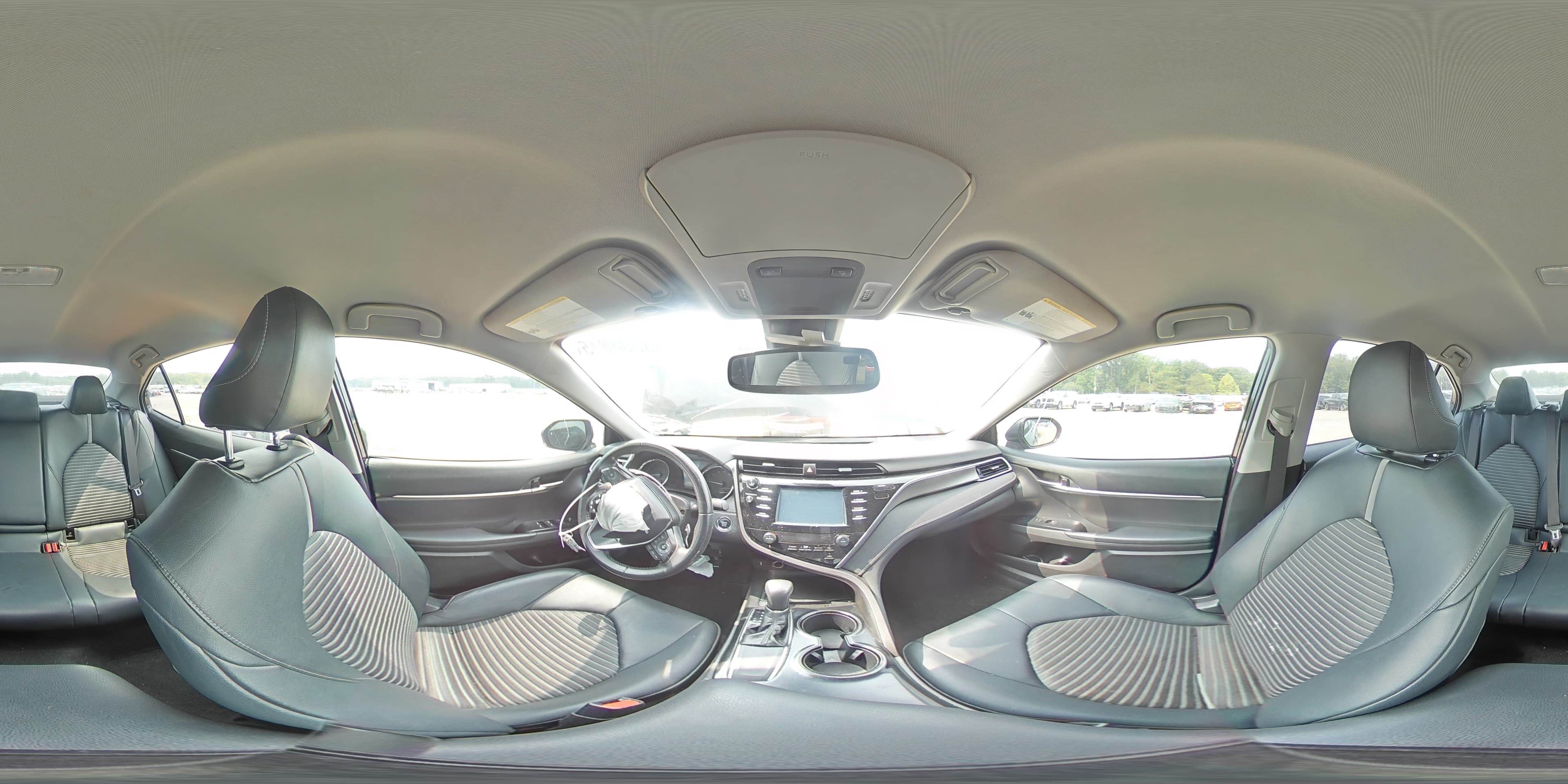 2018 TOYOTA CAMRY L L 14