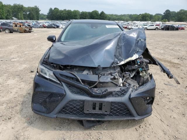 2018 TOYOTA CAMRY L L 5