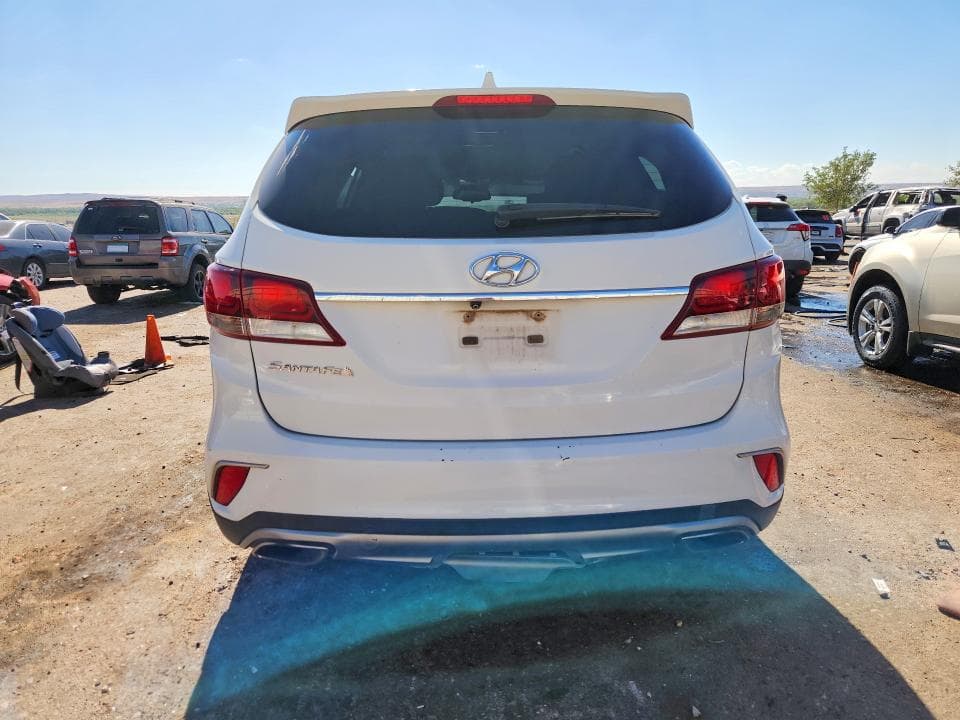 2017 HYUNDAI SANTA FE SE SE 6