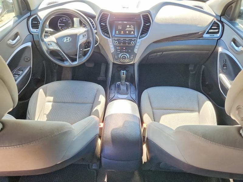 2017 HYUNDAI SANTA FE SE SE 8