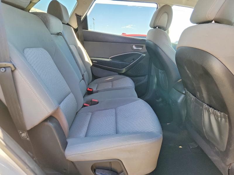 2017 HYUNDAI SANTA FE SE SE 10