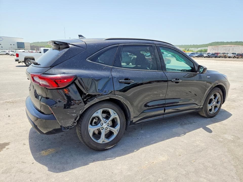 2023 FORD ESCAPE ST LINE 3