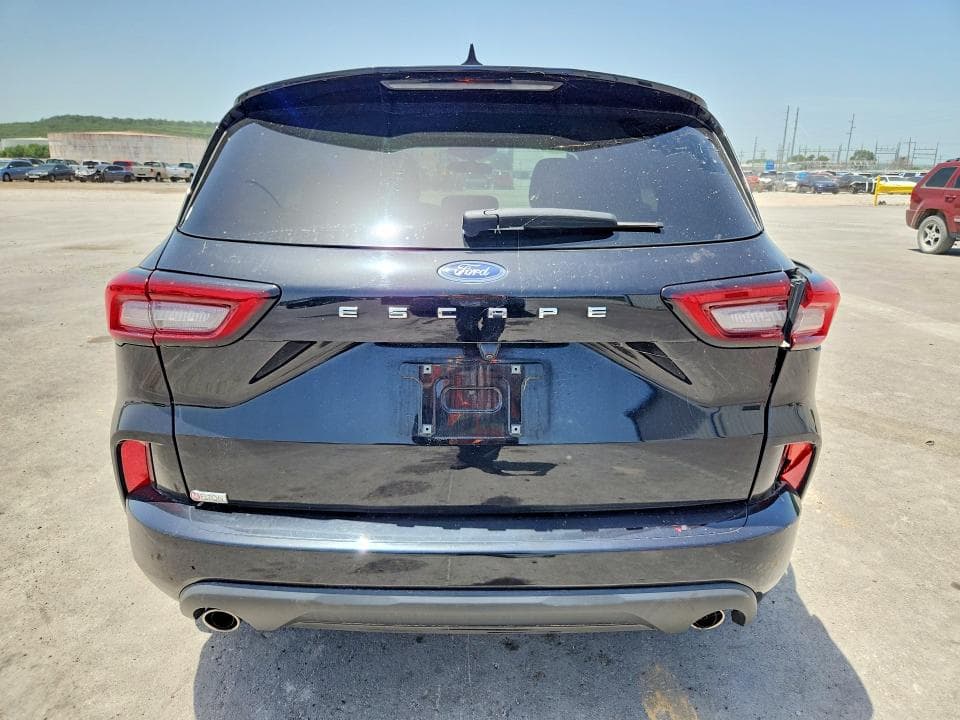 2023 FORD ESCAPE ST LINE 6