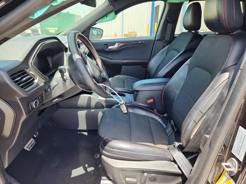 2023 FORD ESCAPE ST LINE 7