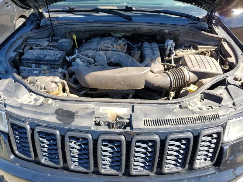 2017 JEEP GRAND CHEROKEE LAREDO 12