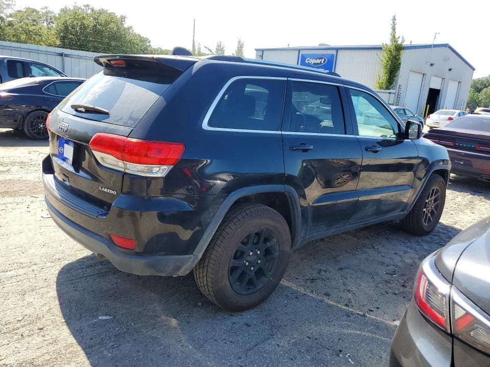2017 JEEP GRAND CHEROKEE LAREDO 3