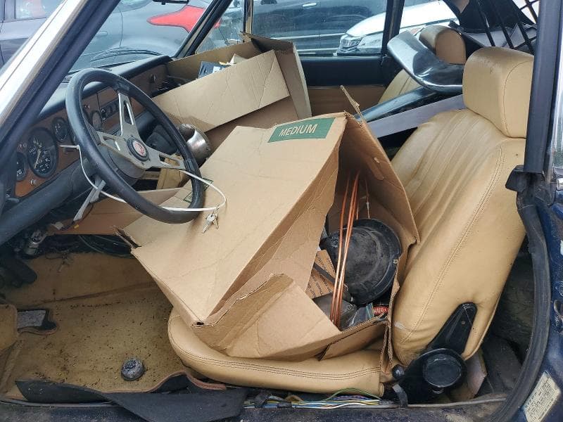 1982 FIAT 124 SPIDER 7
