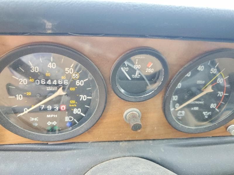 1982 FIAT 124 SPIDER 9