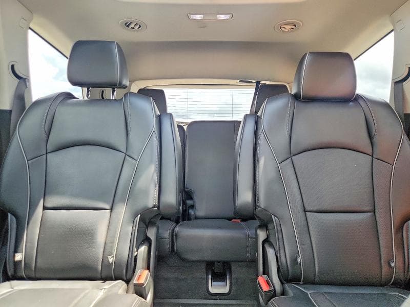 2019 BUICK ENCLAVE AVENIR 10