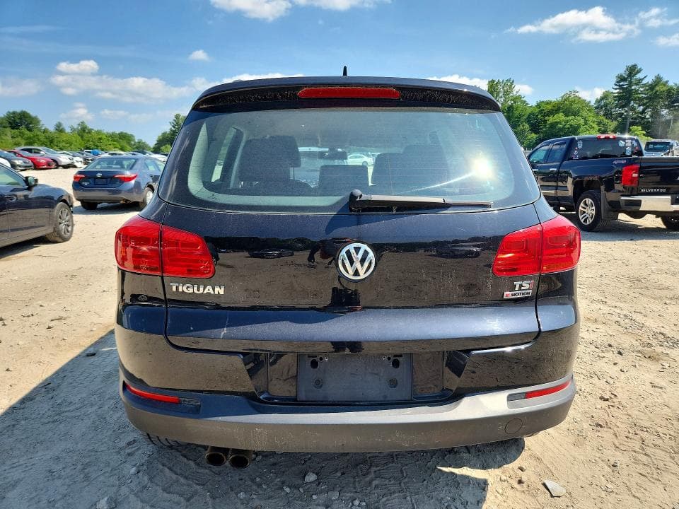 2017 VOLKSWAGEN TIGUAN S 6