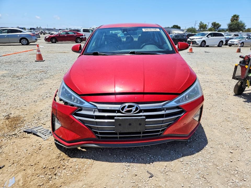 2020 HYUNDAI ELANTRA SE 5