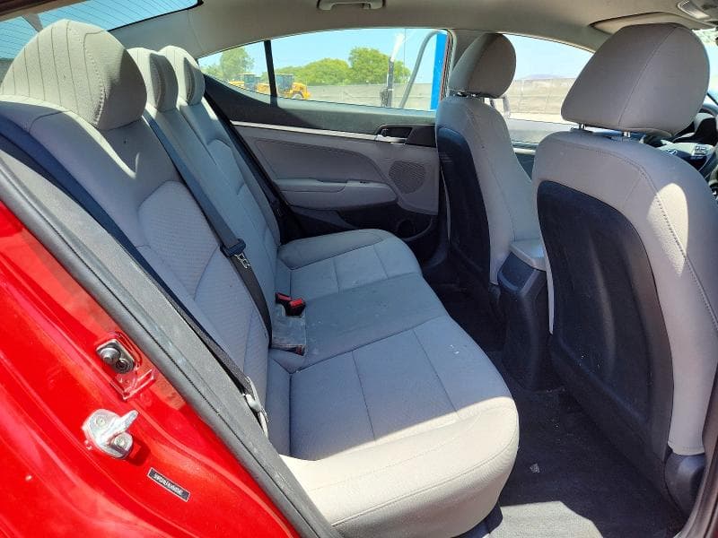 2020 HYUNDAI ELANTRA SE 10