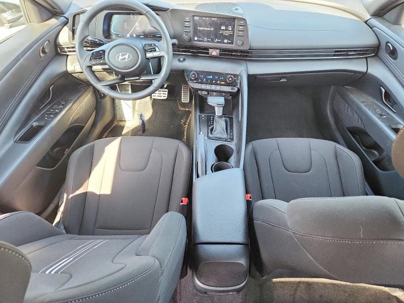 2025 HYUNDAI ELANTRA SEL SPORT 8