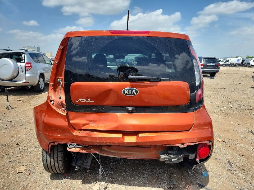 2018 KIA SOUL + 6