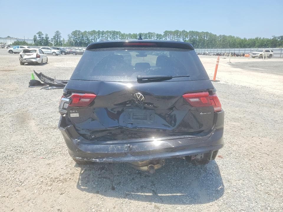 2024 VOLKSWAGEN TIGUAN SEL R-LINE BLACK 6