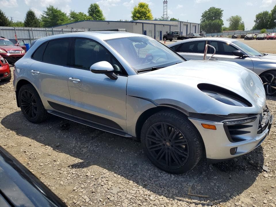 2018 PORSCHE MACAN S 4