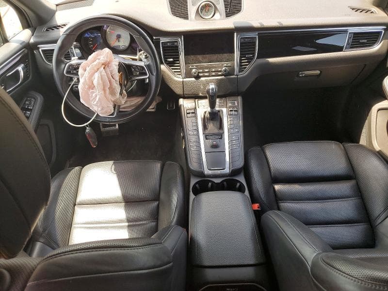 2018 PORSCHE MACAN S 8