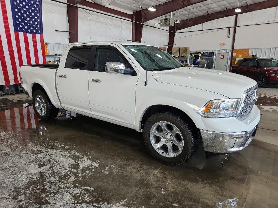 2017 RAM 1500 LARAMIE 4