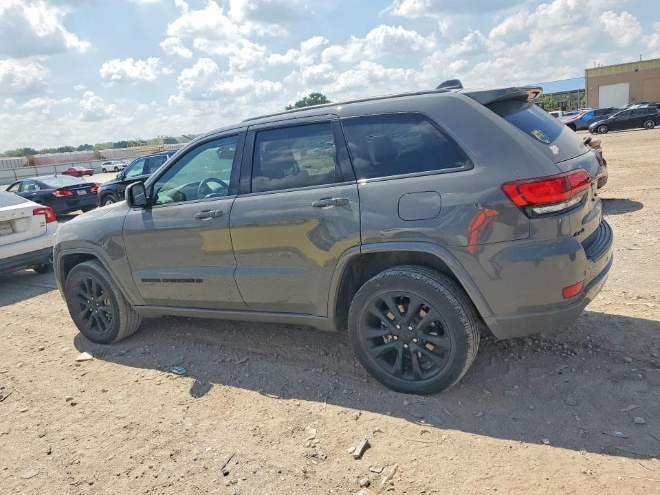 2022 JEEP GRAND CHEROKEE LAREDO E 2