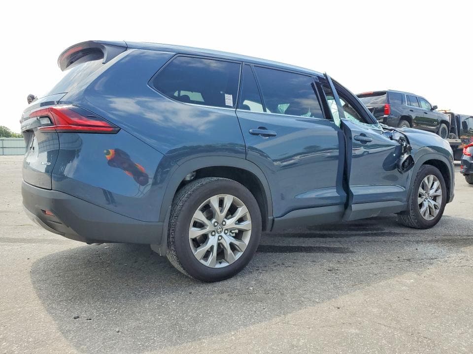 2026 TOYOTA GRAND HIGHLANDER LIMITED LIMITED 3