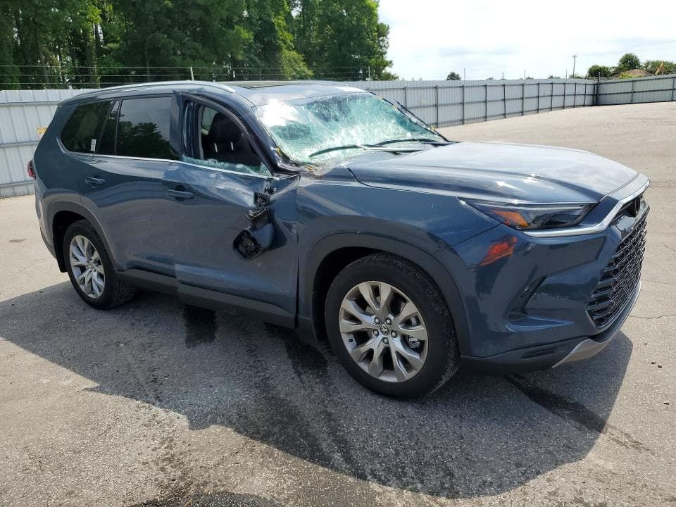 2026 TOYOTA GRAND HIGHLANDER LIMITED LIMITED 4