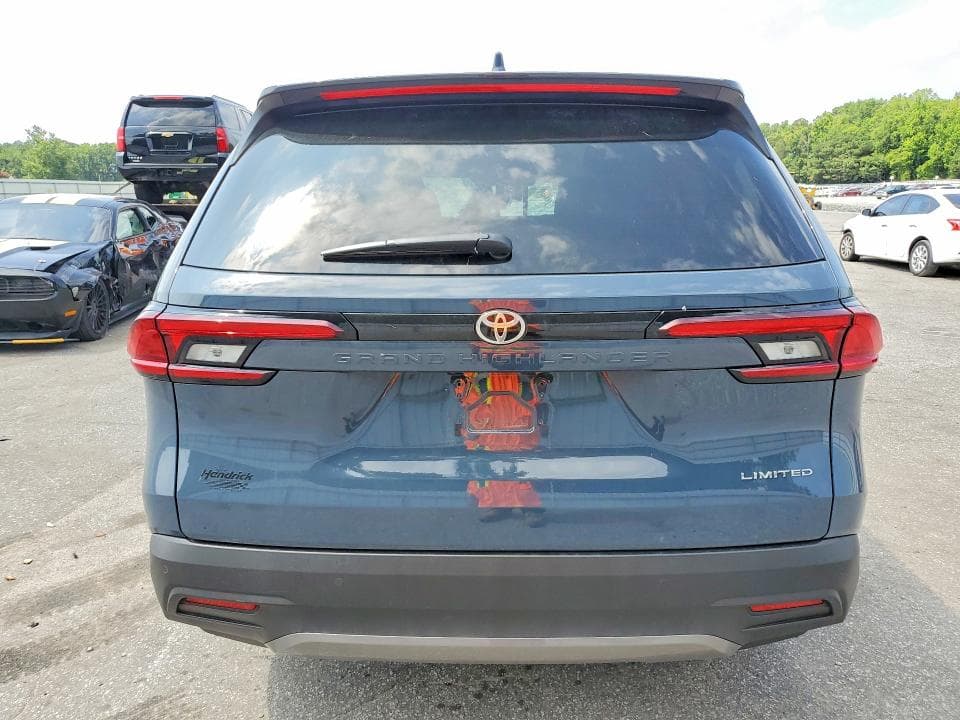 2026 TOYOTA GRAND HIGHLANDER LIMITED LIMITED 6