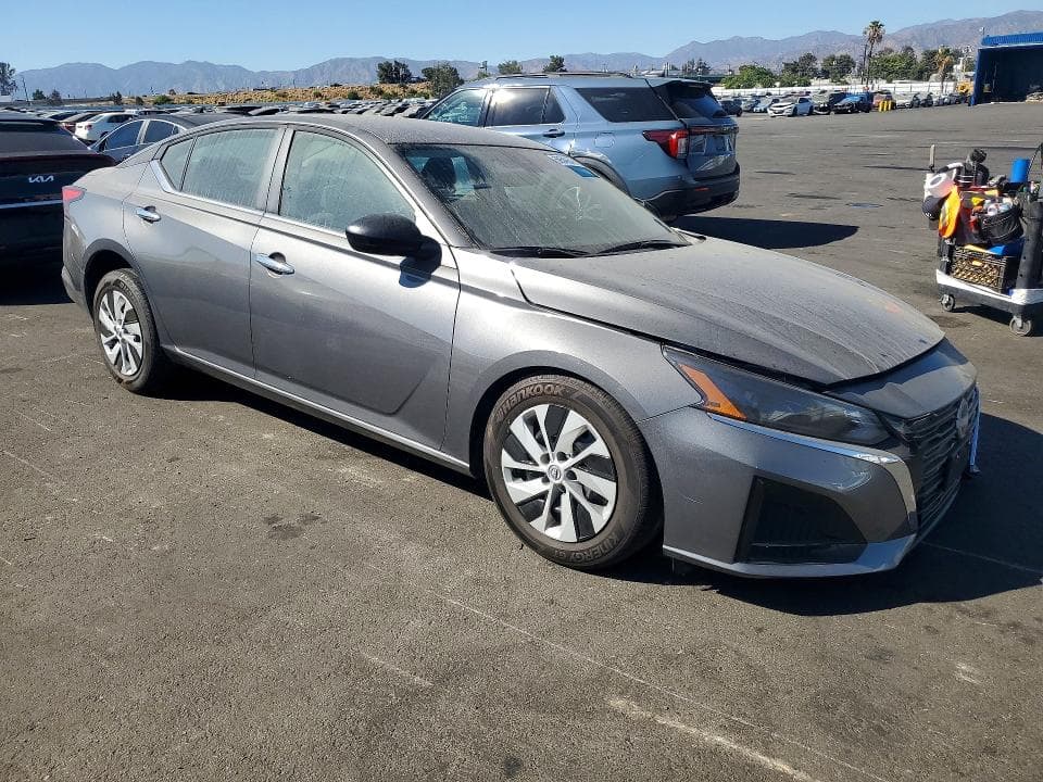 2025 NISSAN ALTIMA S 4