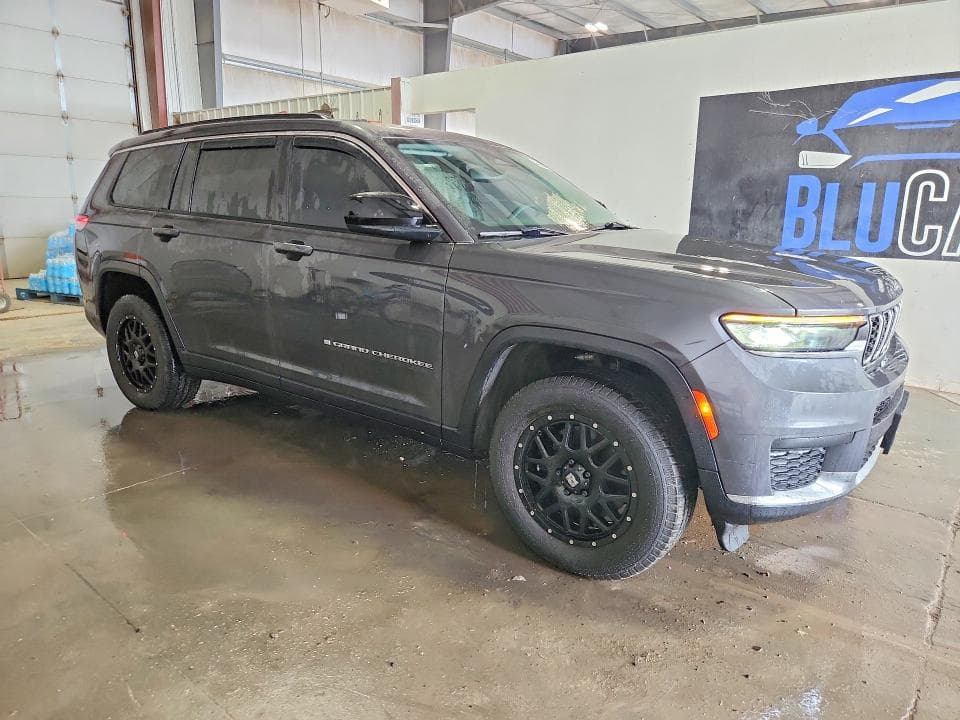 2022 JEEP GRAND CHEROKEE L LAREDO 4