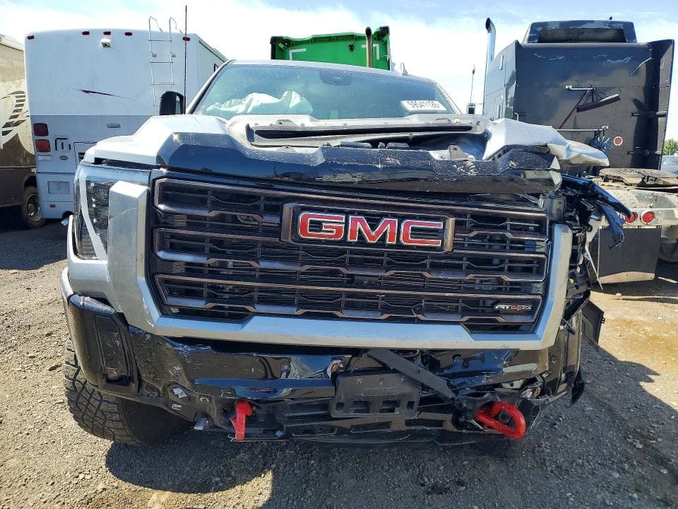 2025 GMC SIERRA K2500 AT4X 5