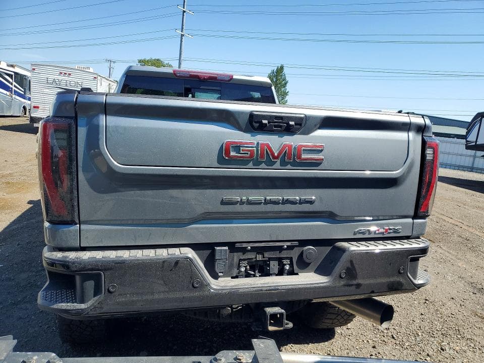 2025 GMC SIERRA K2500 AT4X 6