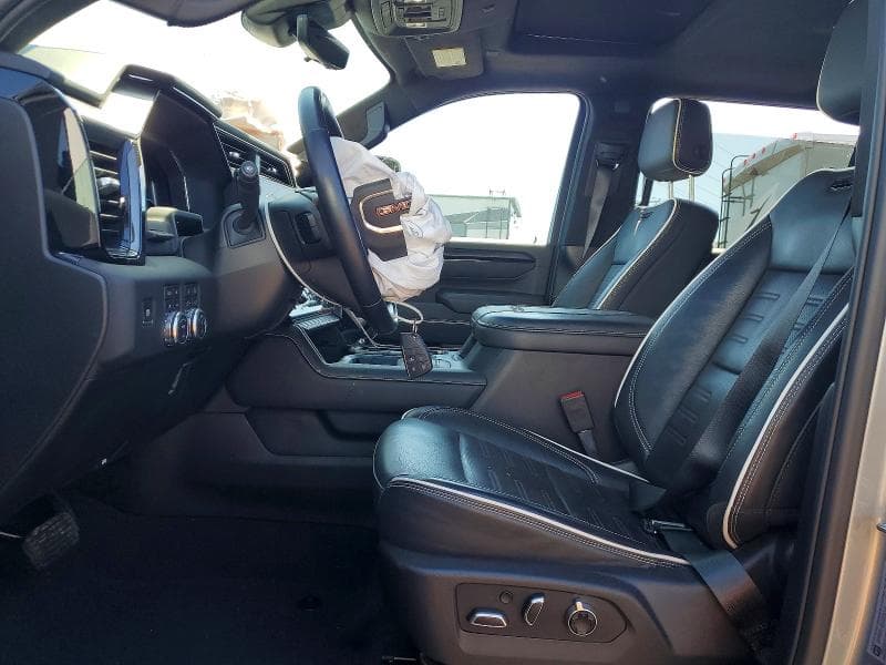 2025 GMC SIERRA K2500 AT4X 7