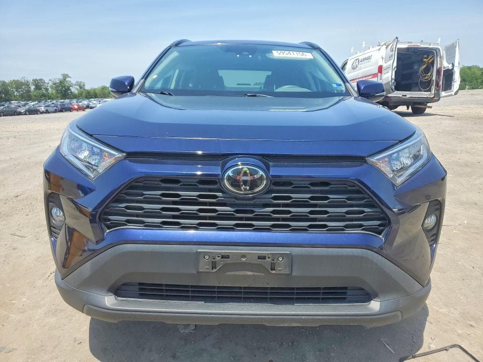 2020 TOYOTA RAV4 XLE PREMIUM 5
