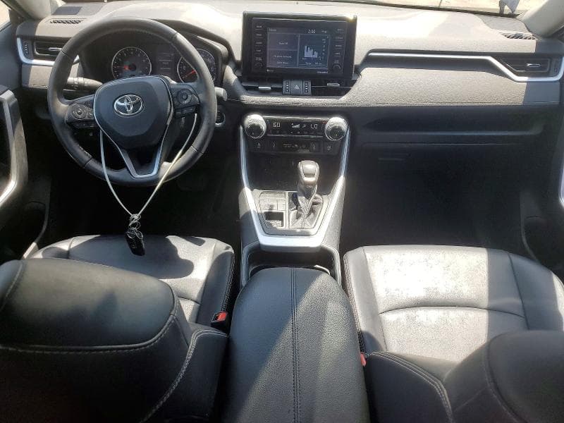 2020 TOYOTA RAV4 XLE PREMIUM 8