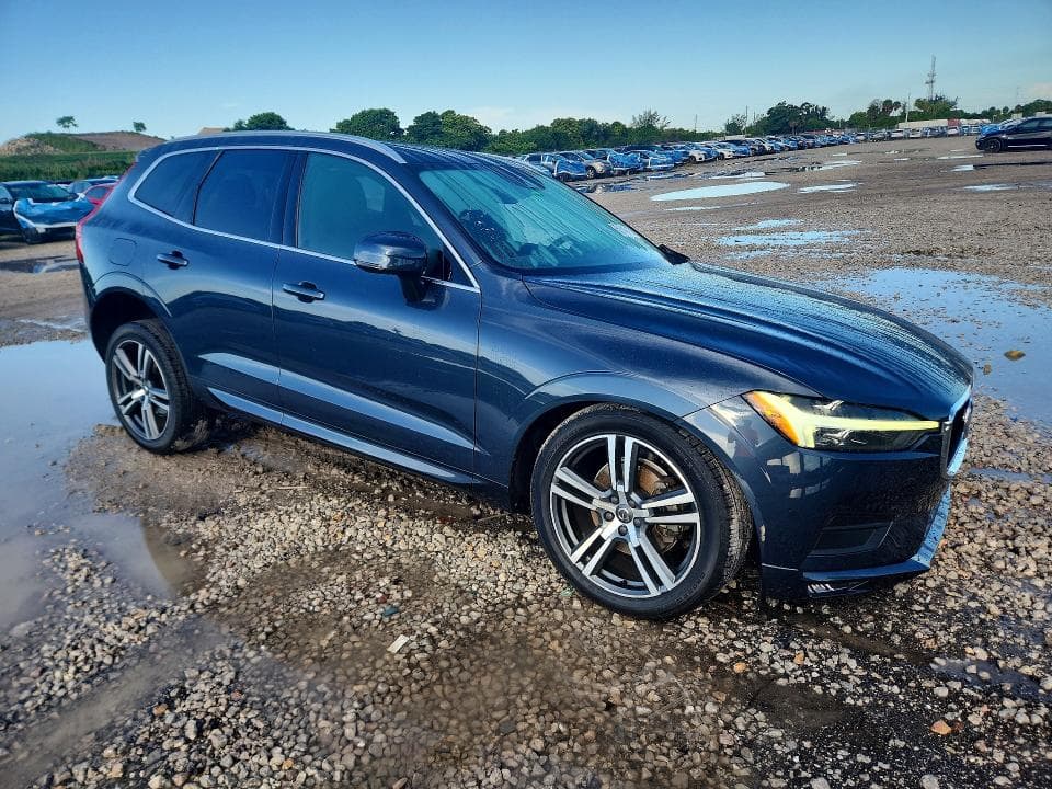 2021 VOLVO XC60 T5 MOMENTUM 4