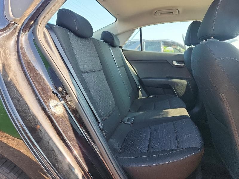 2018 KIA RIO S S 10
