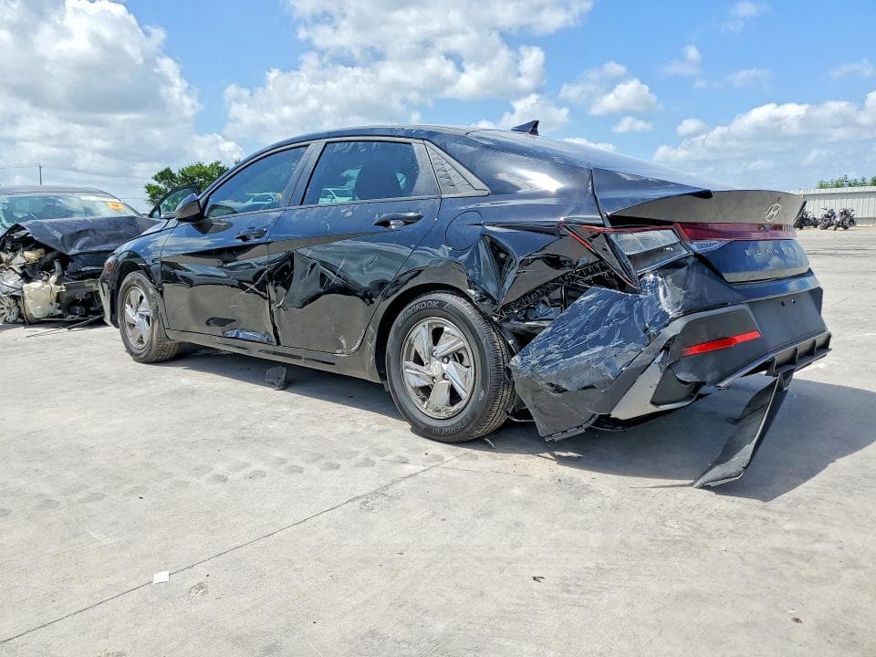 2025 HYUNDAI ELANTRA SE 2
