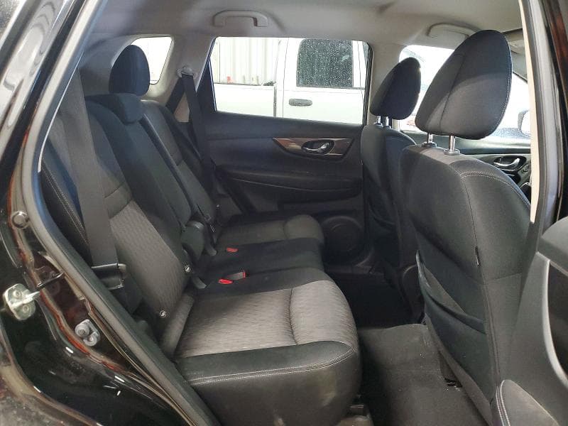 2018 NISSAN ROGUE SV 11