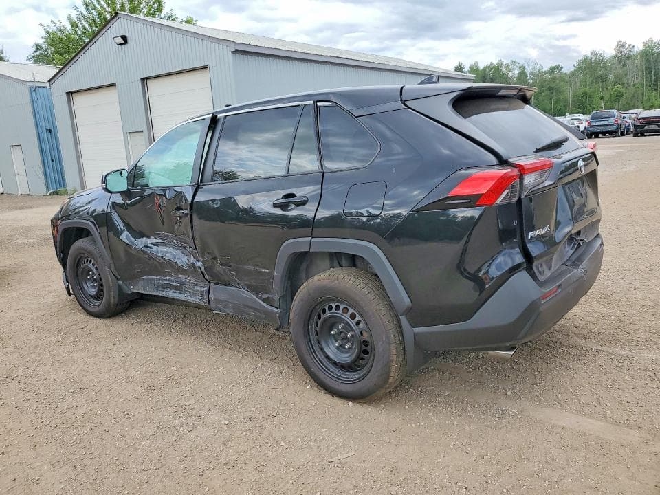2022 TOYOTA RAV4 LE 2