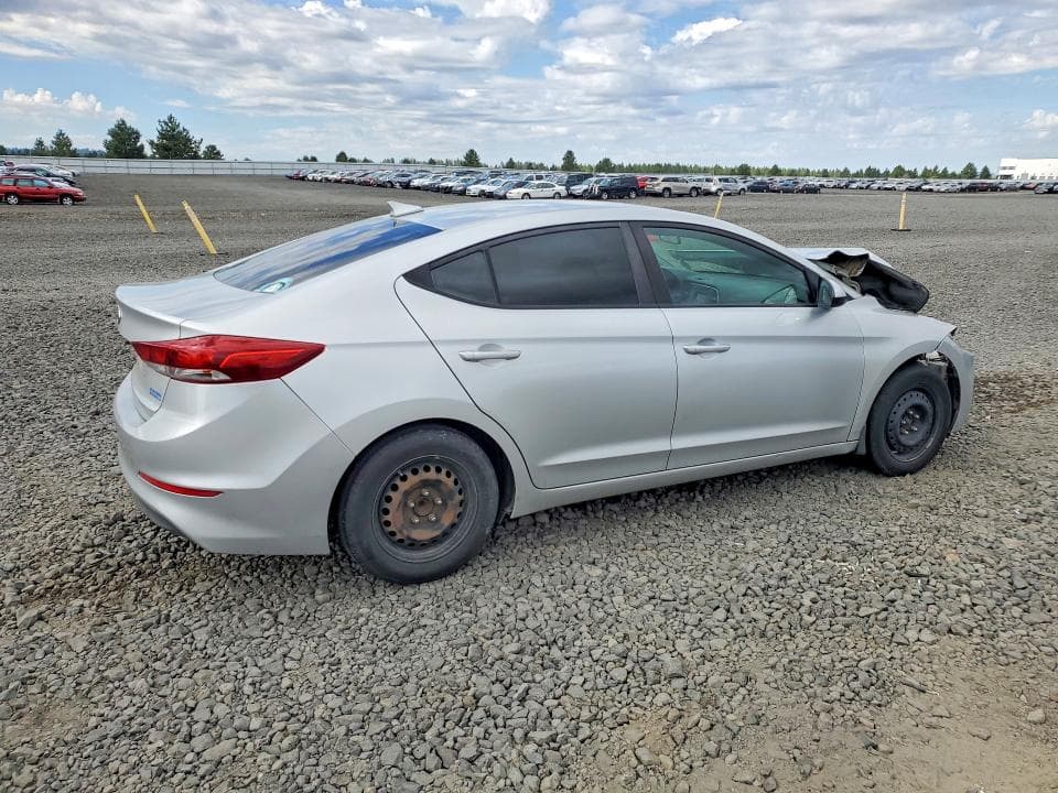 2017 HYUNDAI ELANTRA SE 3