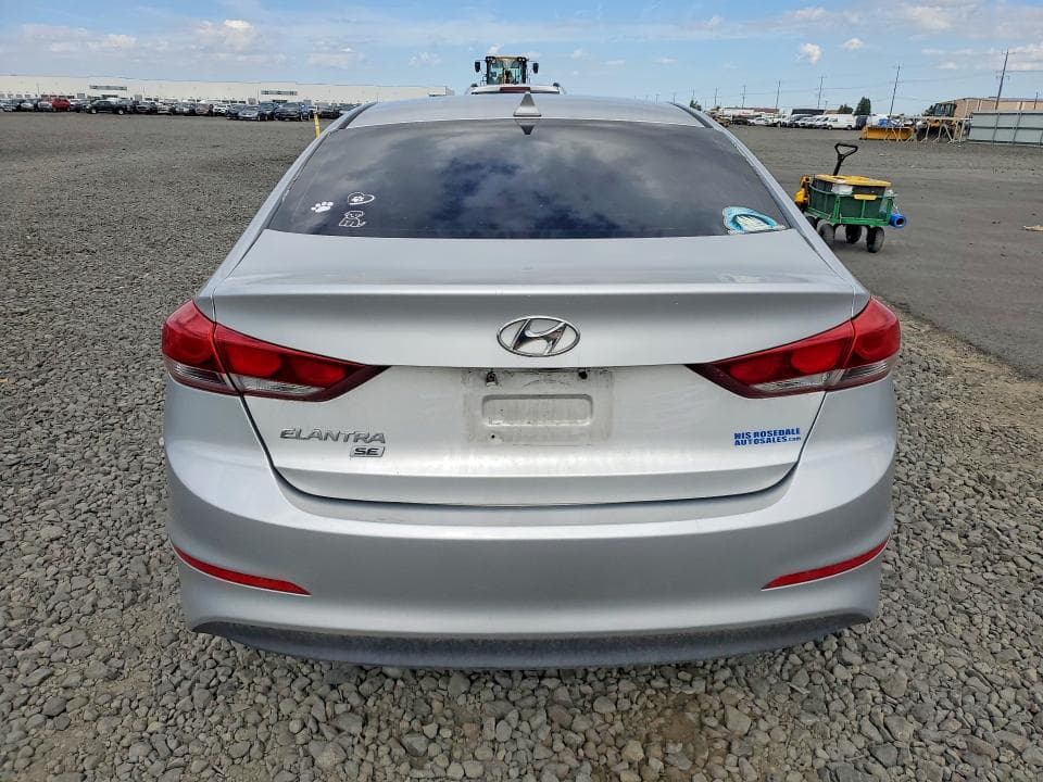 2017 HYUNDAI ELANTRA SE 6
