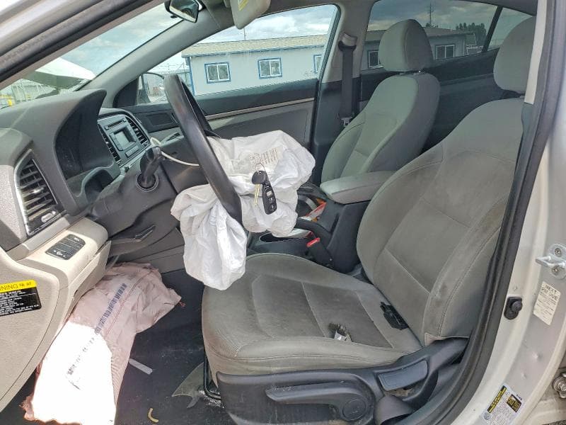 2017 HYUNDAI ELANTRA SE 7