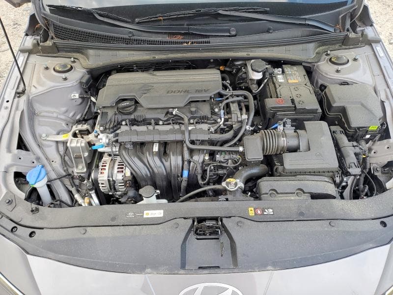 2025 HYUNDAI ELANTRA SE 11