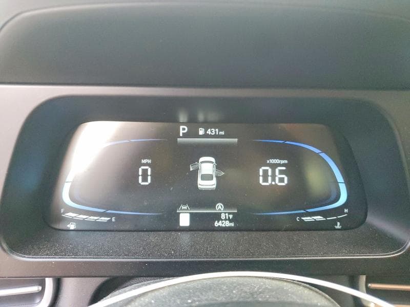2025 HYUNDAI ELANTRA SE 9