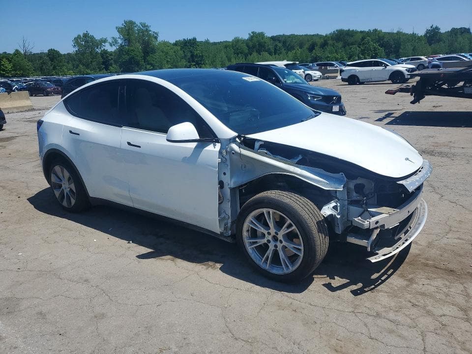 2021 TESLA MODEL Y 4