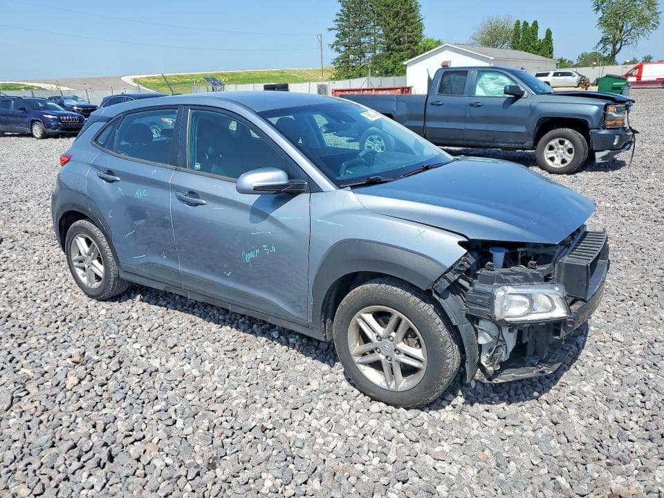 2021 HYUNDAI KONA SE 4