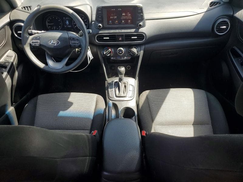 2021 HYUNDAI KONA SE 8