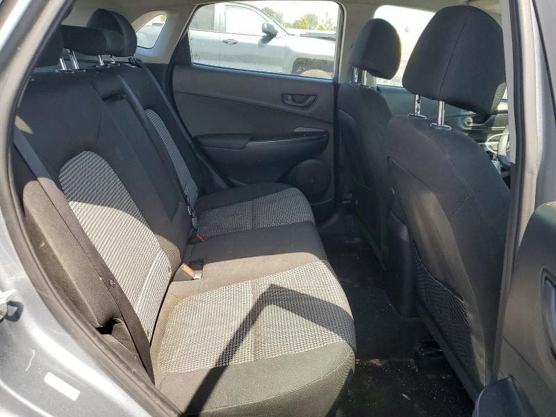 2021 HYUNDAI KONA SE 10