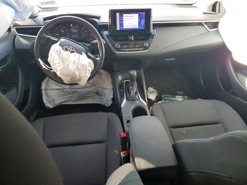 2025 TOYOTA COROLLA LE 8